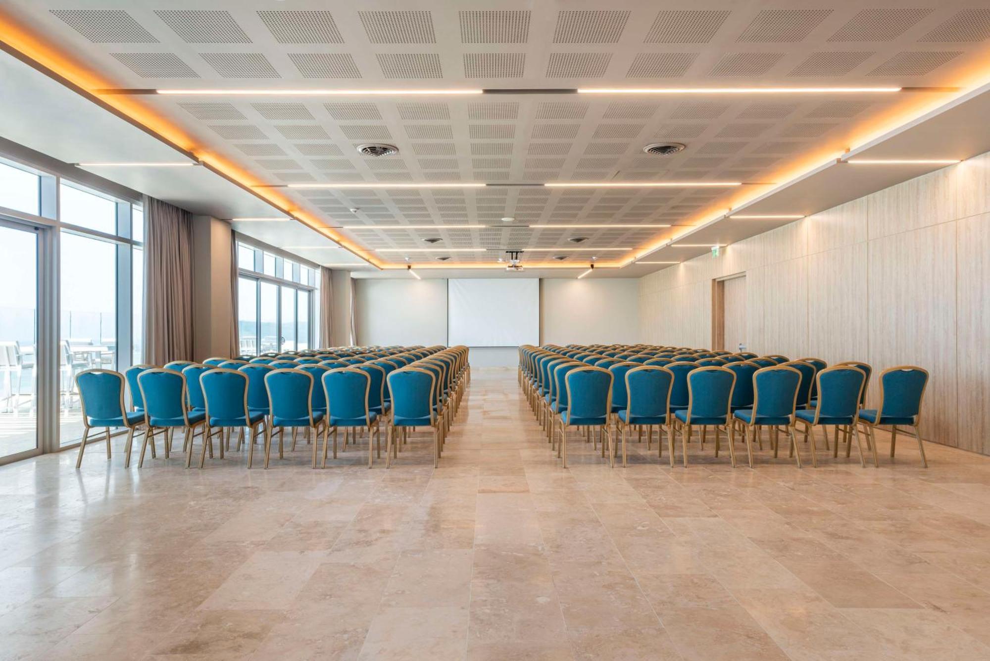 Hilton Santa Marta Hotel Exterior photo